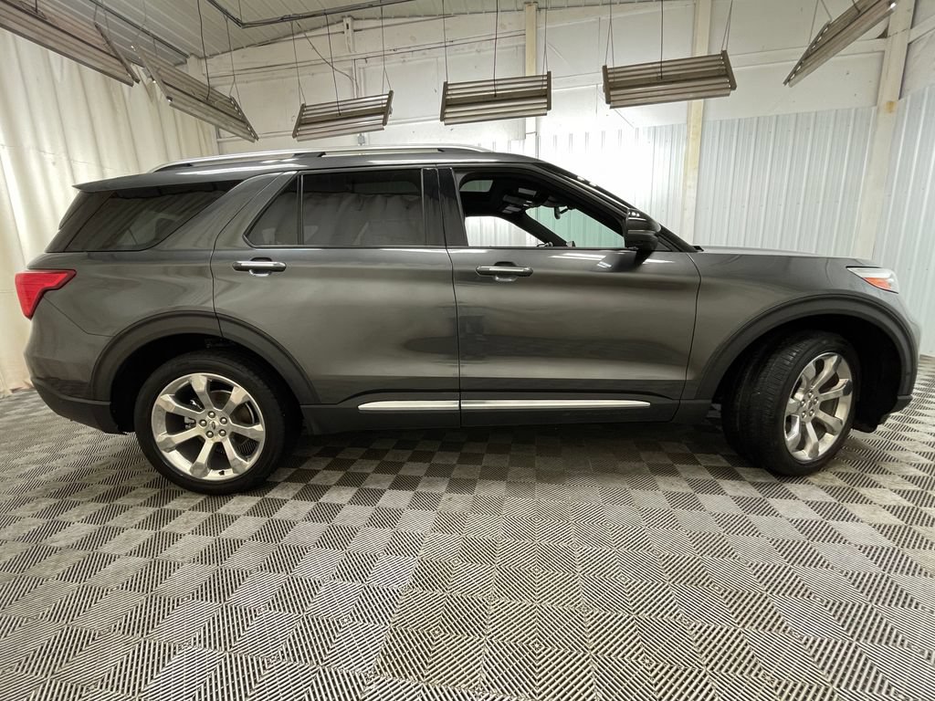Used 2020 Ford Explorer Platinum w/ Premium Technology Package AWD/4WD image 26
