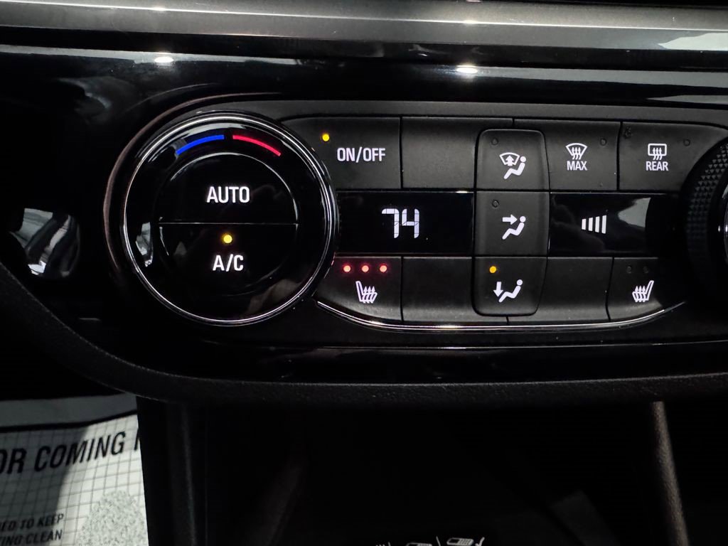 Certified 2024 Buick Envista Sport Touring w/ Convenience I Package FWD image 18