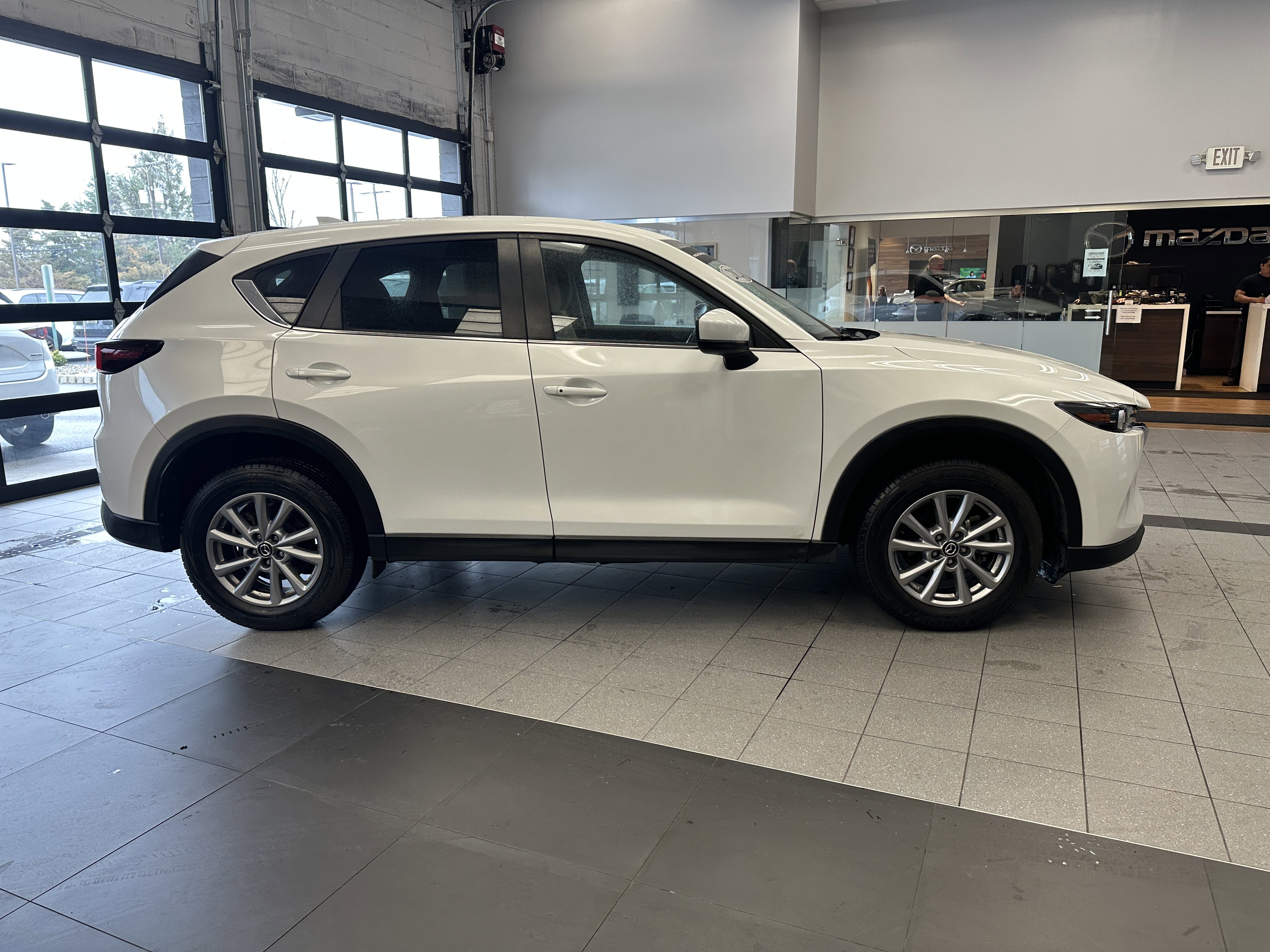 Certified 2023 MAZDA CX-5 AWD 2.5 S w/ Select Package image 10