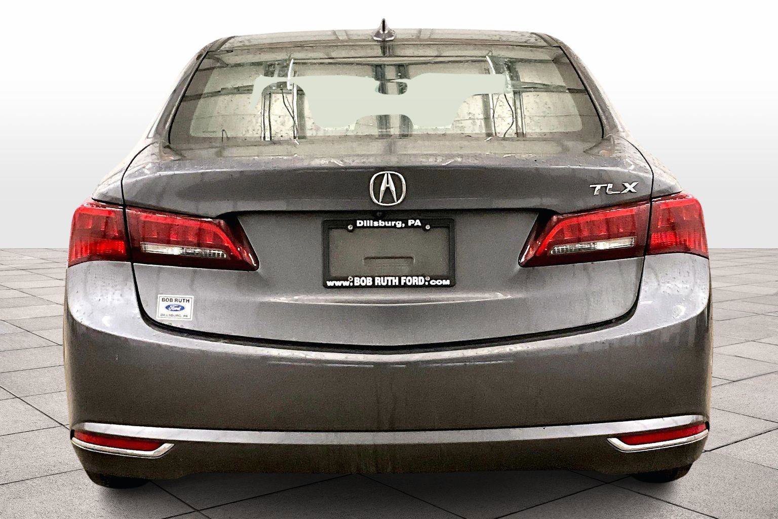 Used 2017 Acura TLX w/ Technology Package image 4