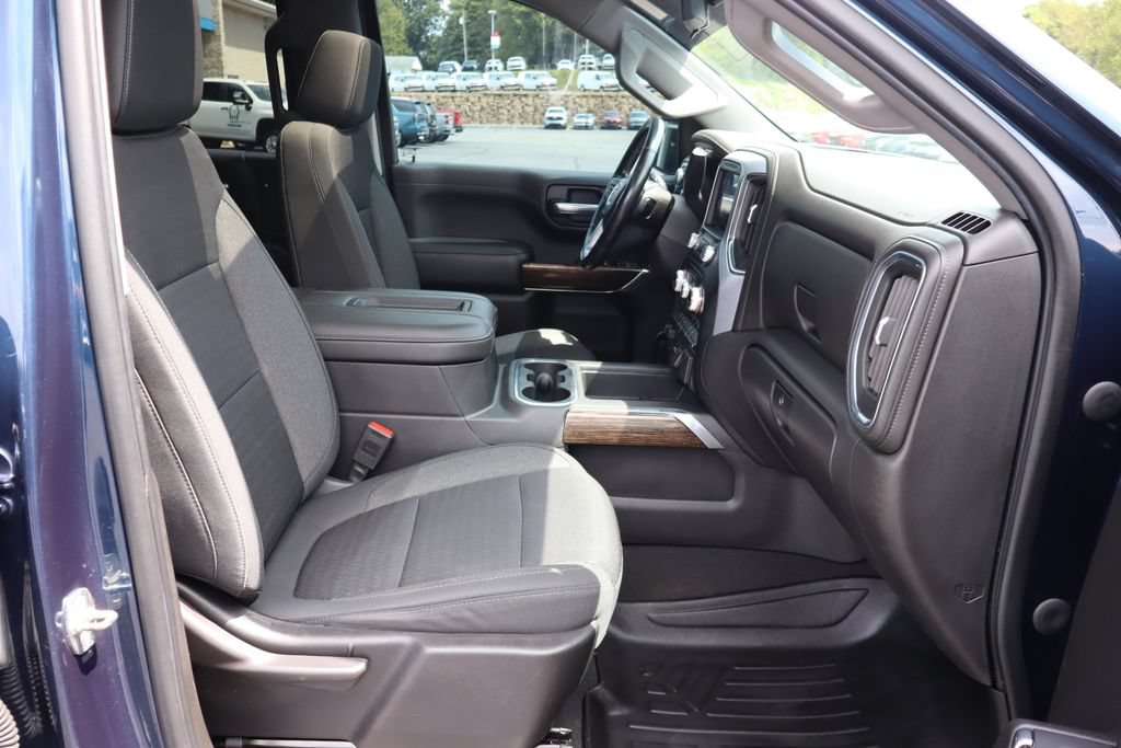 Used 2020 GMC Sierra 1500 Elevation w/ Elevation Value Package AWD/4WD image 16