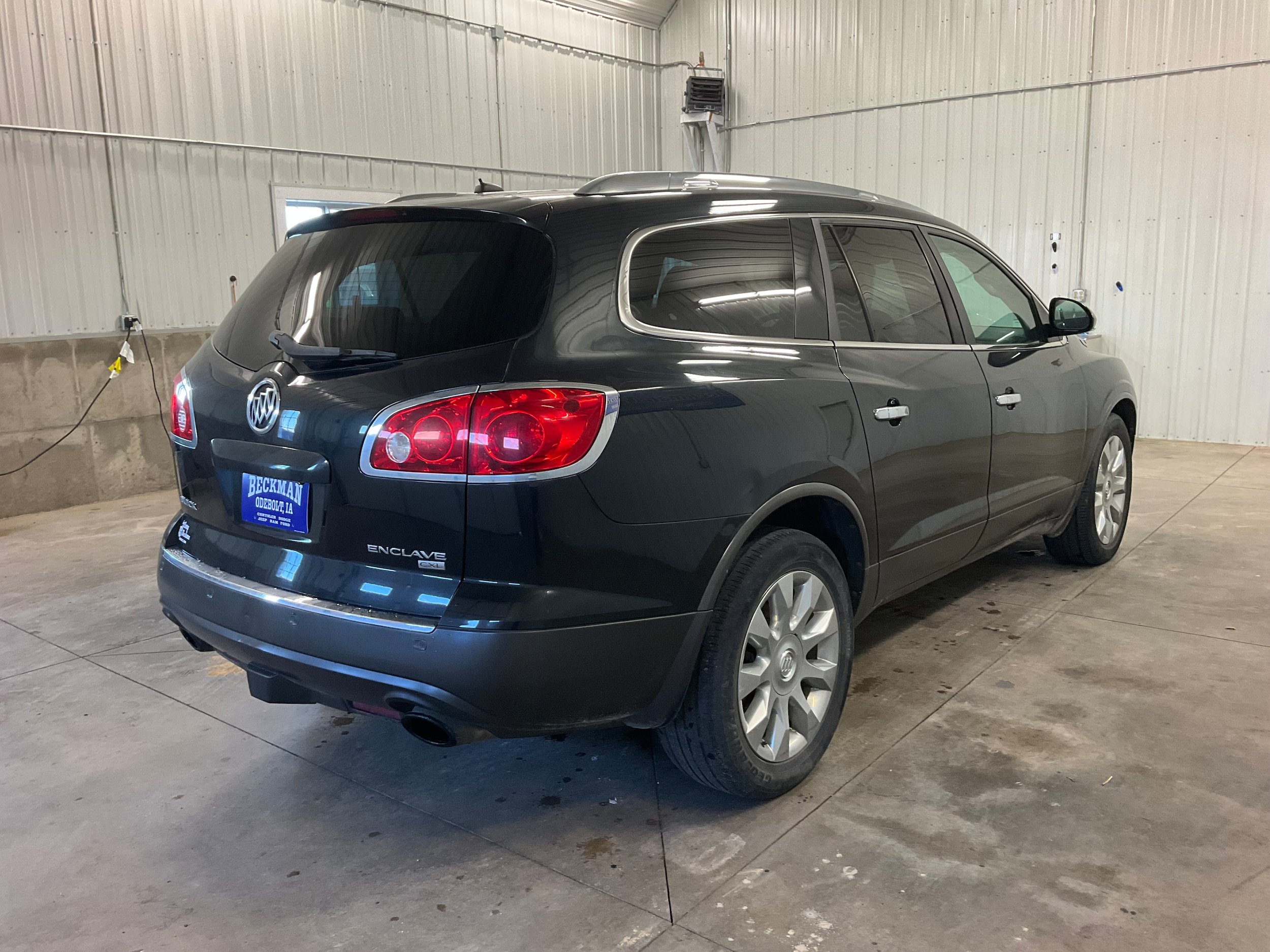 Used 2011 Buick Enclave CXL w/ Trailering Provision Package AWD/4WD image 5