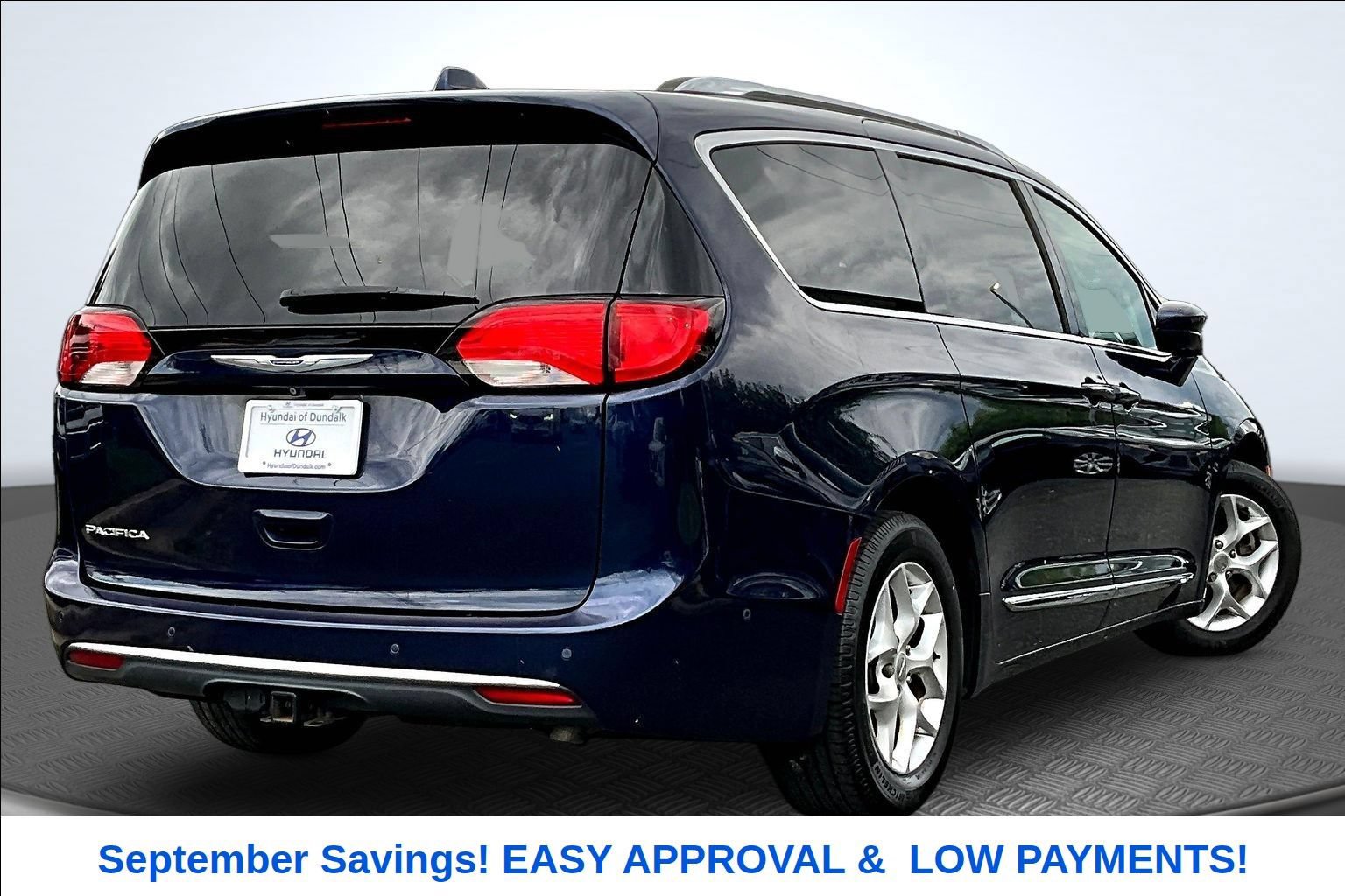 Used 2019 Chrysler Pacifica Touring-L Plus FWD image 6