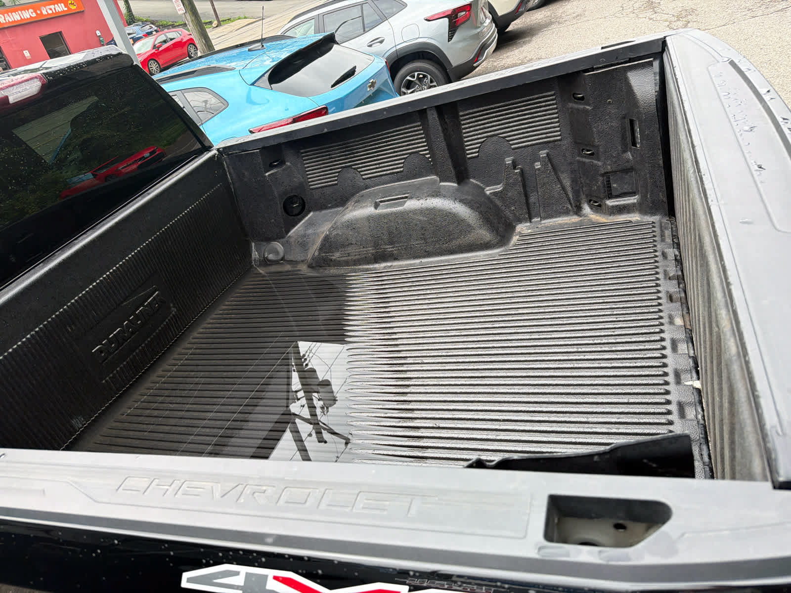 Certified 2021 Chevrolet Silverado 1500 LT AWD/4WD image 13
