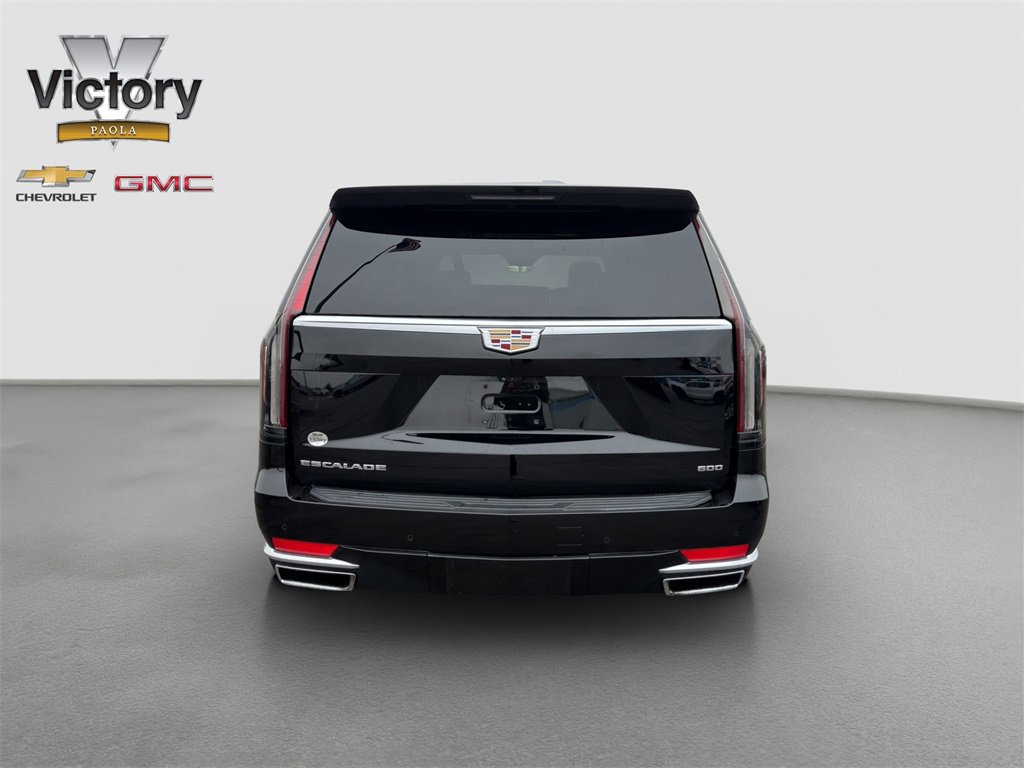 Used 2023 Cadillac Escalade ESV Premium Luxury image 5