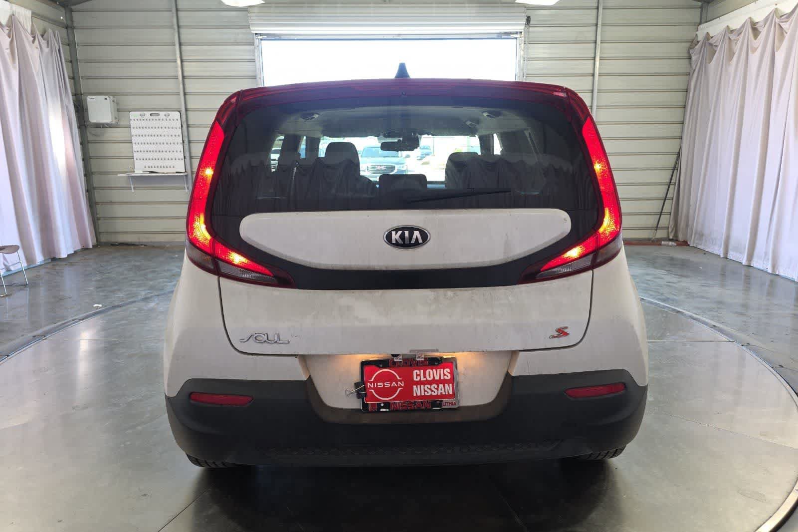 Used 2020 Kia Soul S FWD image 8