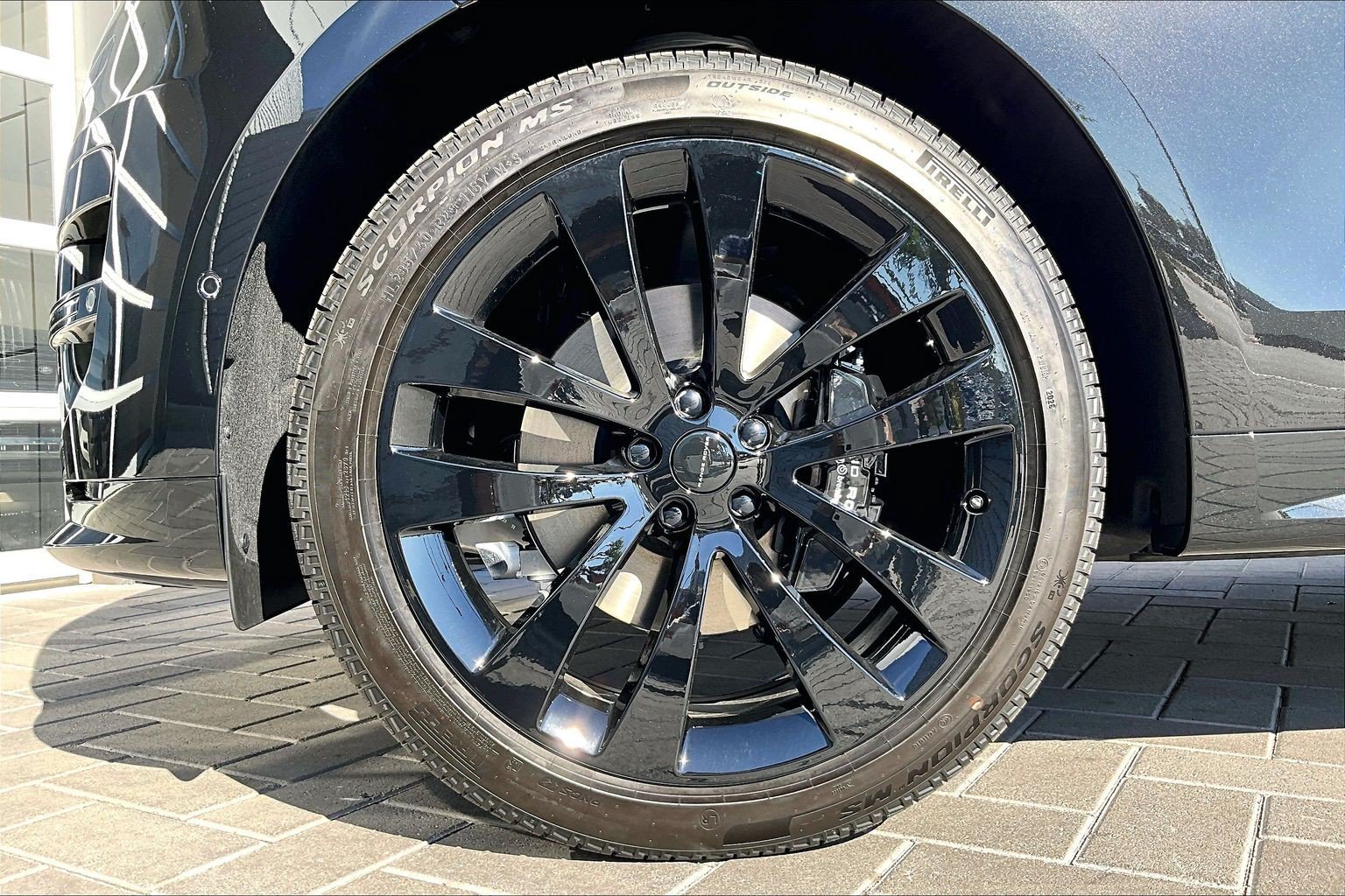 New 2026 Land Rover Range Rover Sport Dynamic SE AWD/4WD image 12
