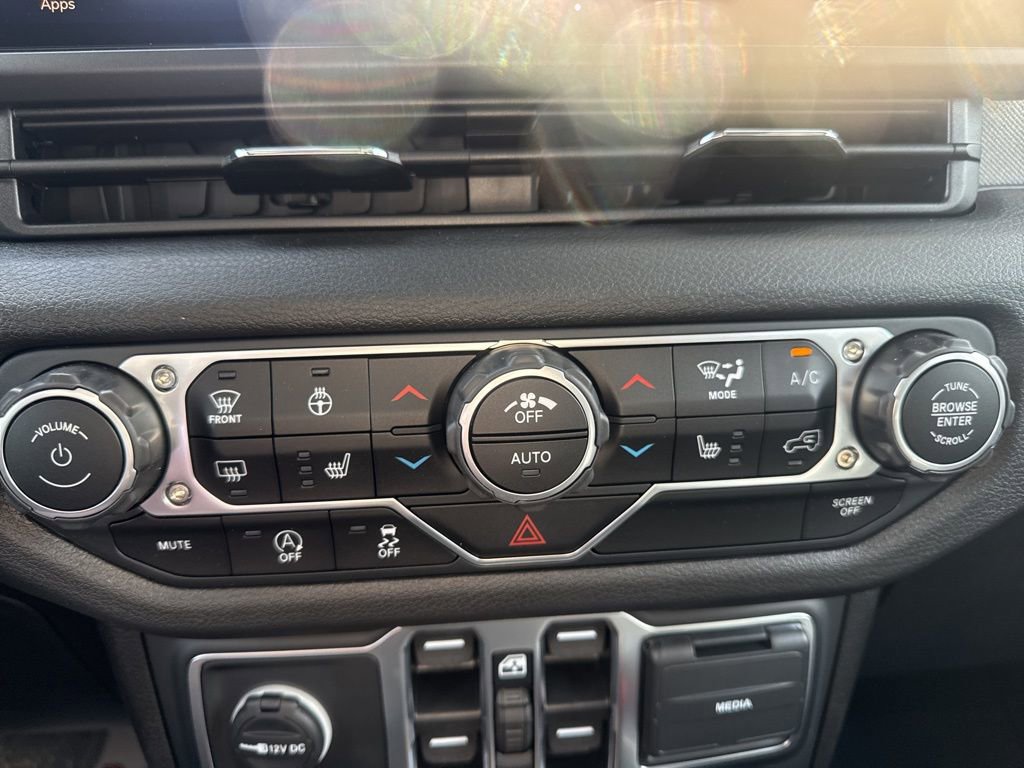 New 2025 Jeep Wrangler Sport S image 28