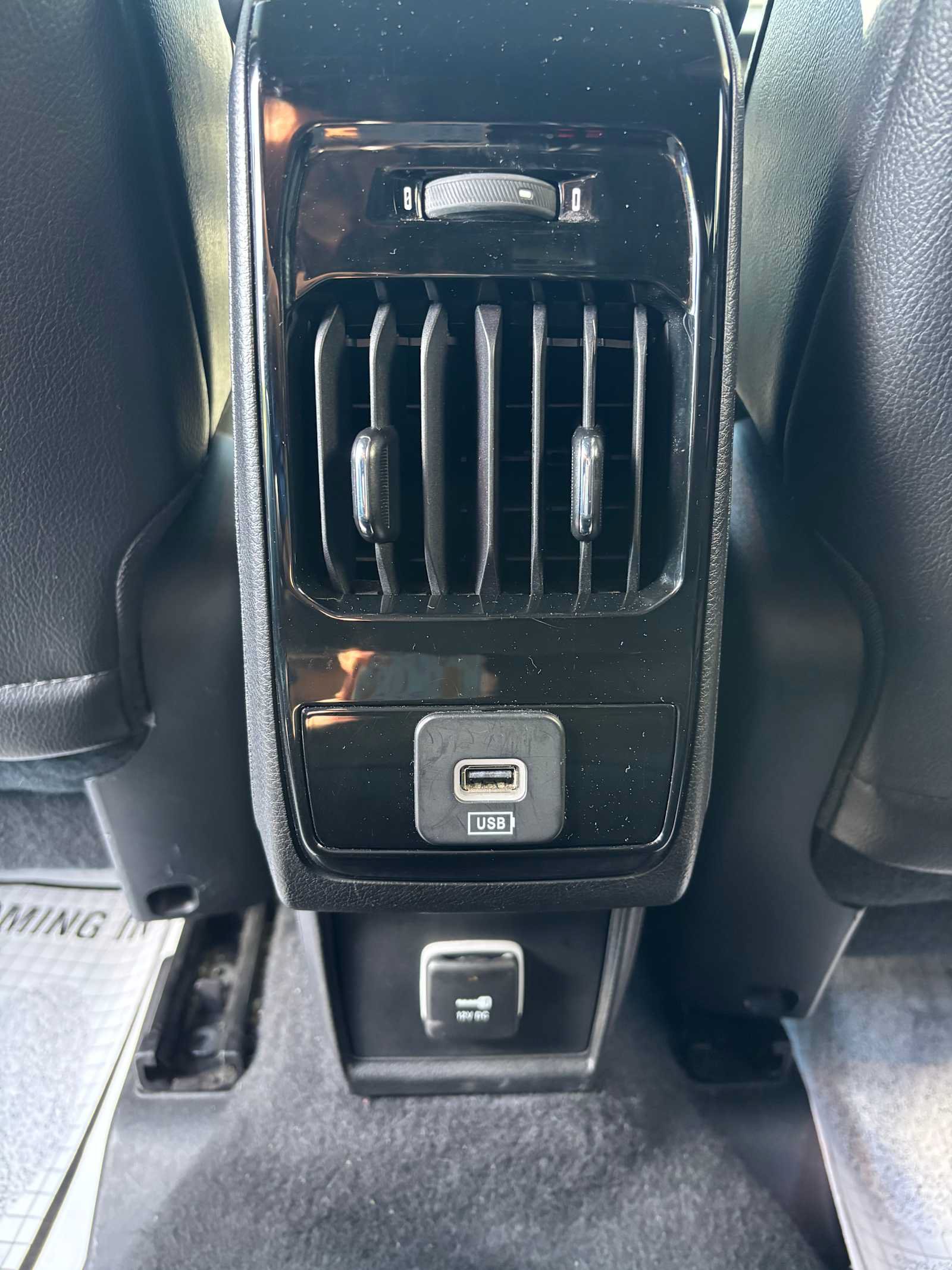 Used 2023 Jeep Compass Limited AWD/4WD image 15