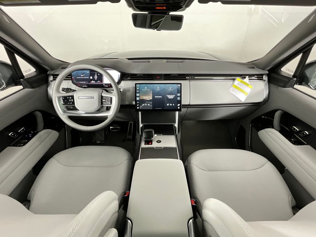 New 2026 Land Rover Range Rover SV AWD/4WD image 4