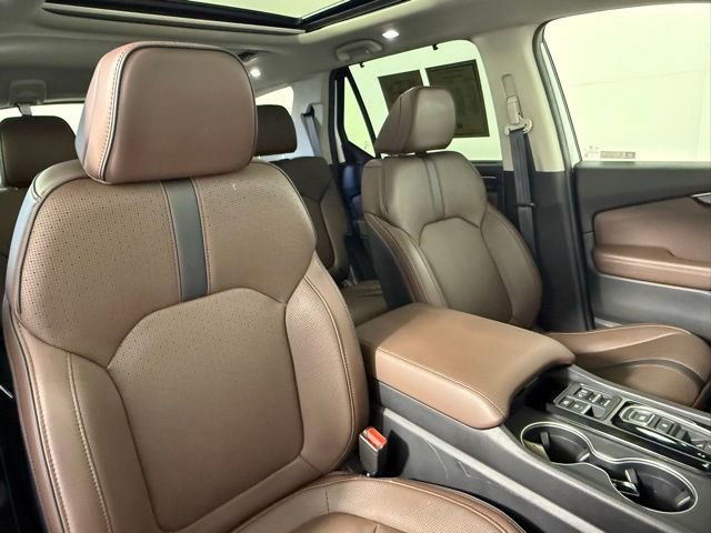 Used 2025 Honda Pilot Elite image 58