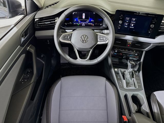 New 2026 Volkswagen Jetta SE FWD image 14