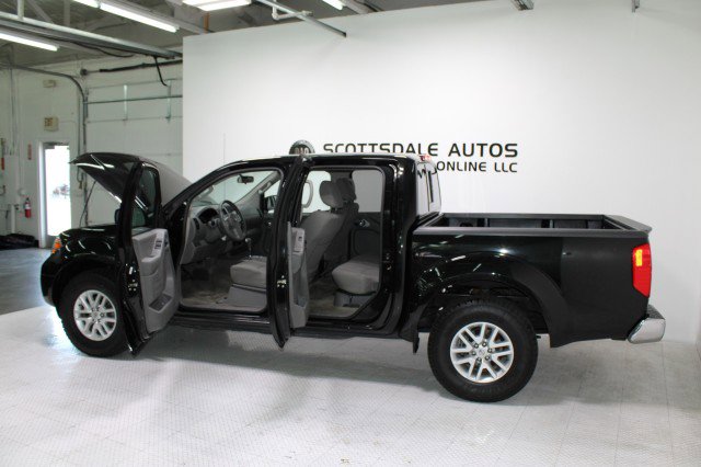 Used 2016 Nissan Frontier SV image 18