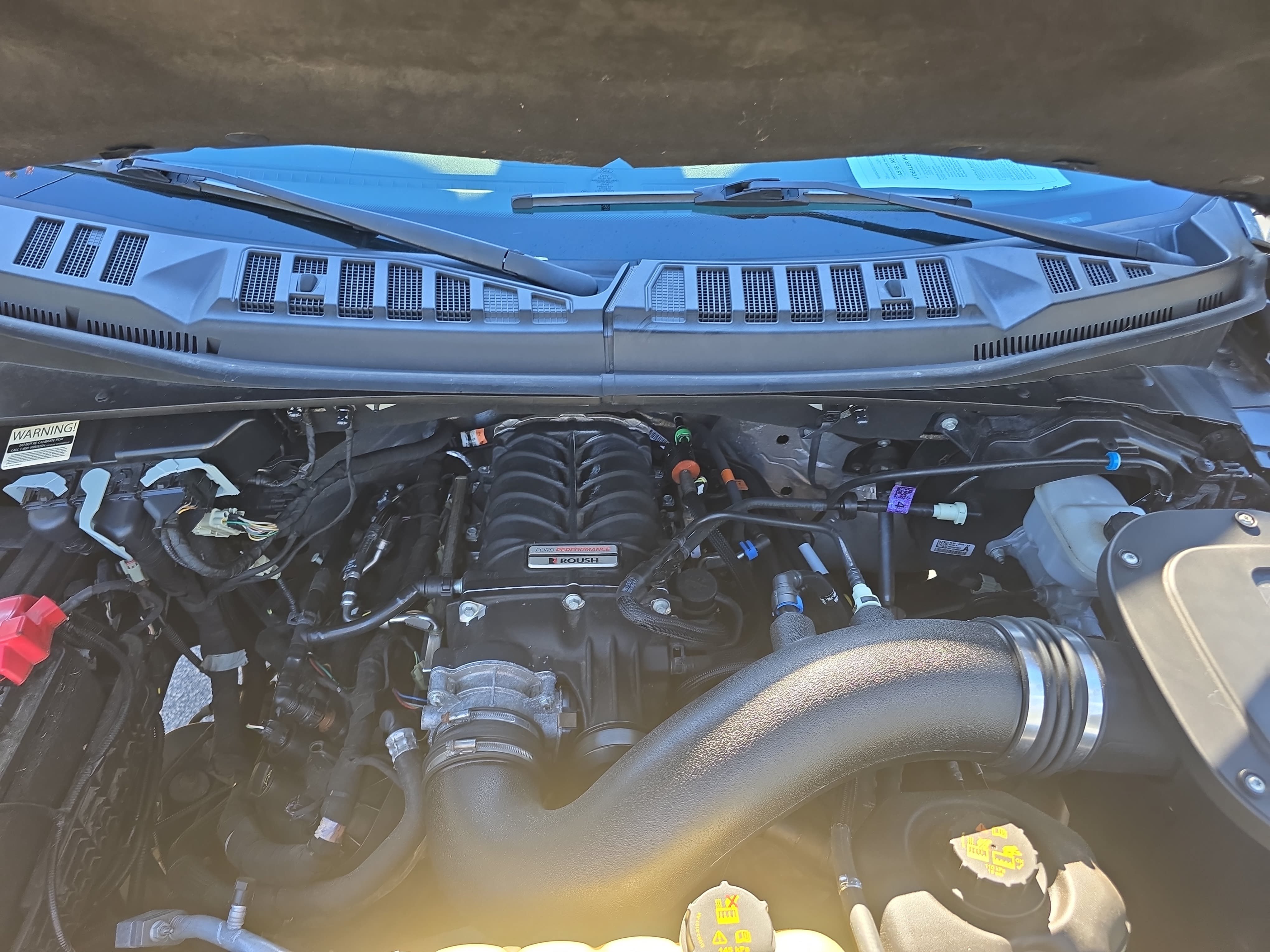 Used 2020 Ford F150 Lariat w/ Equipment Group 502A Luxury AWD/4WD image 32