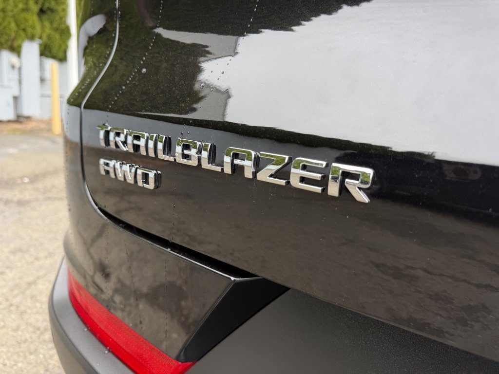 Used 2025 Chevrolet TrailBlazer ACTIV w/ Convenience Package image 7