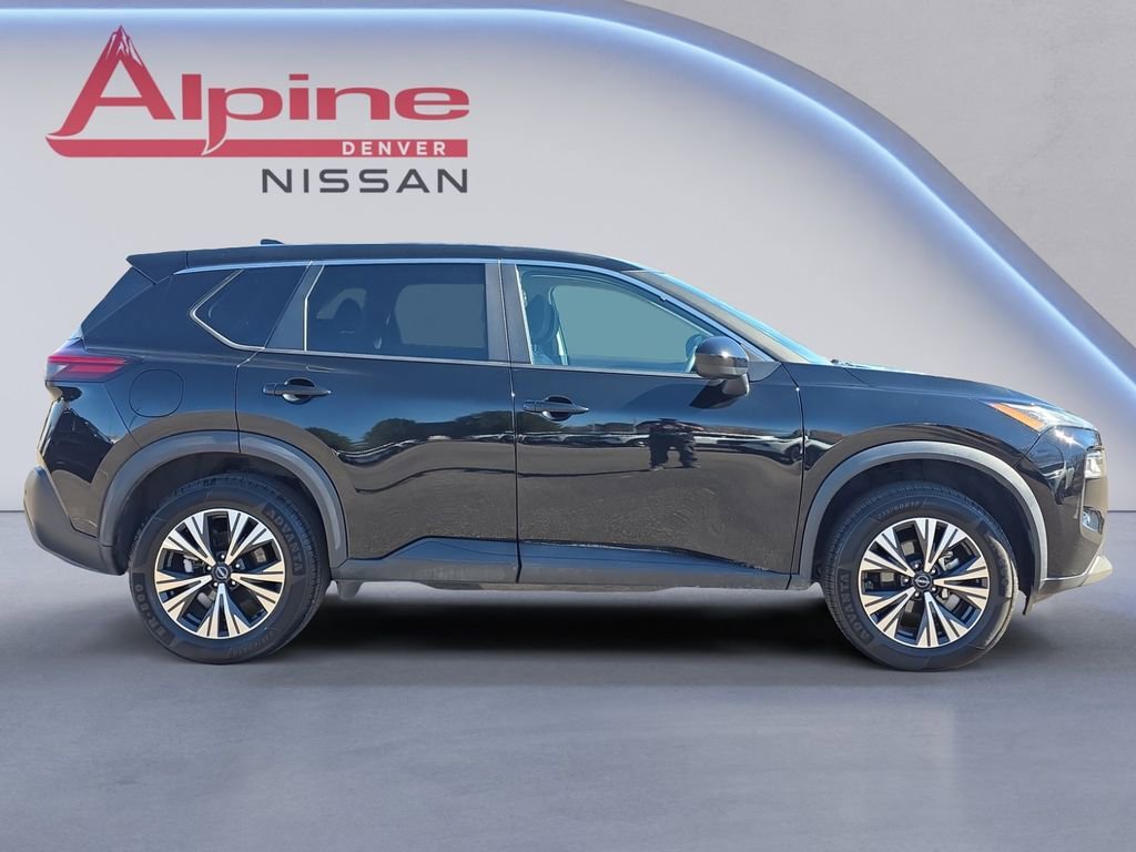 Used 2023 Nissan Rogue SV image 6