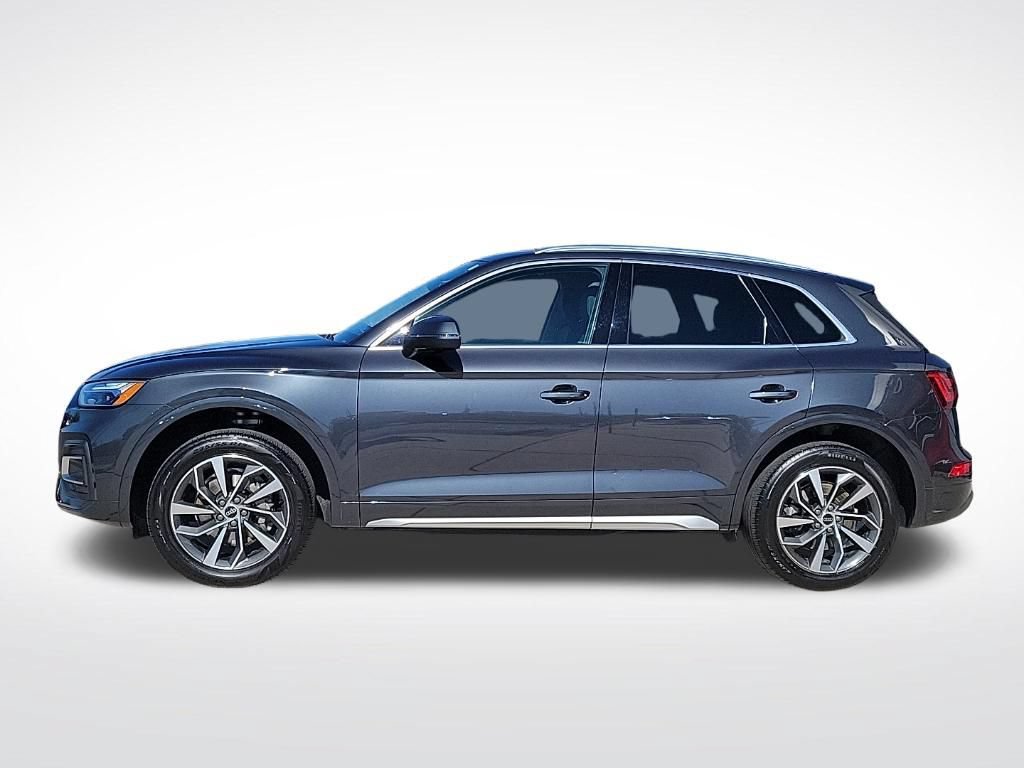 Used 2021 Audi Q5 2.0T Premium Plus w/ Premium Plus Package AWD/4WD image 2