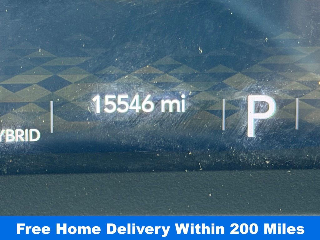 Used 2024 Jeep Wrangler Unlimited Sahara w/ Technology Group image 32