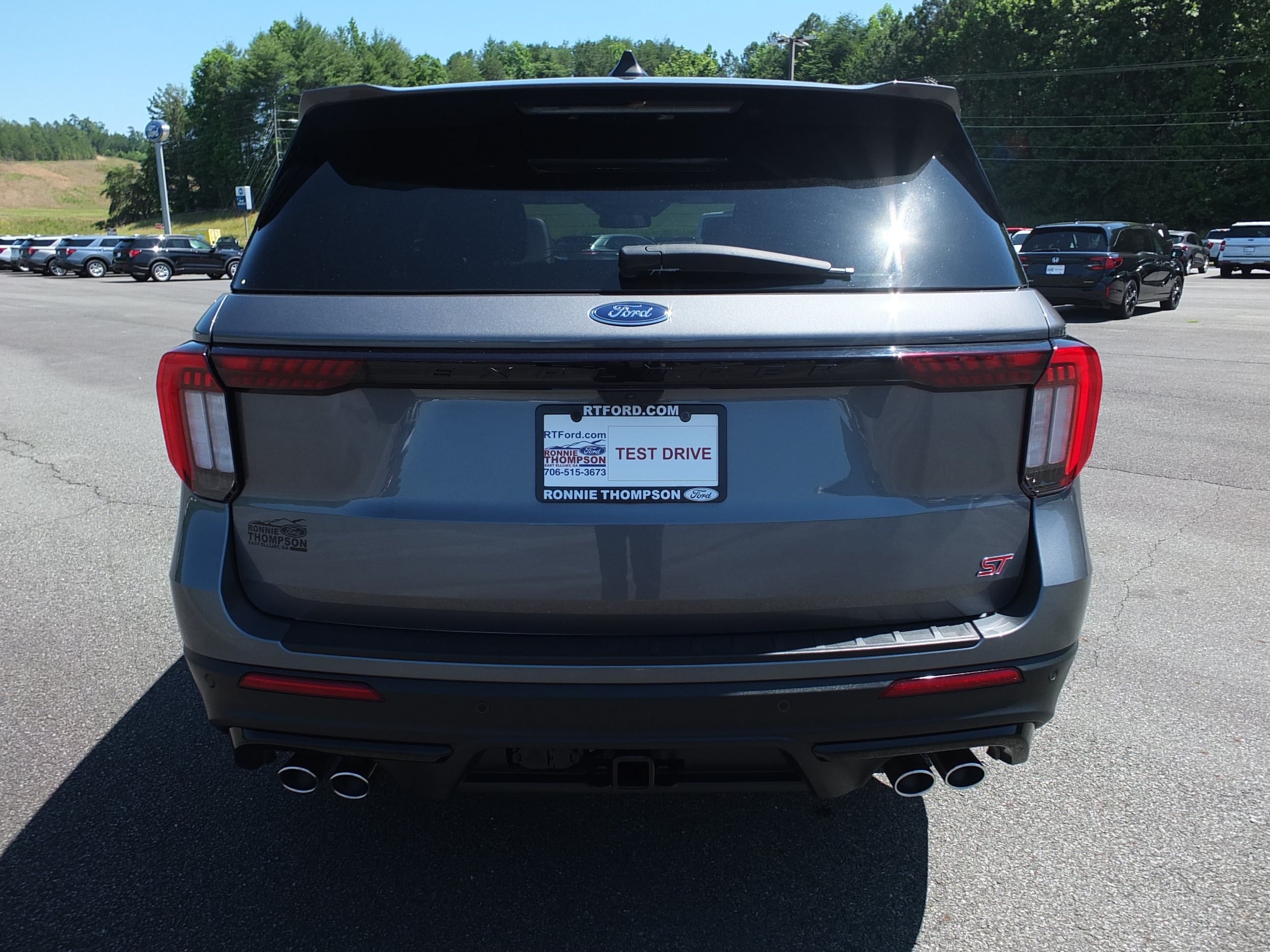 Used 2025 Ford Explorer ST w/ Sun And Sound Package AWD/4WD image 4