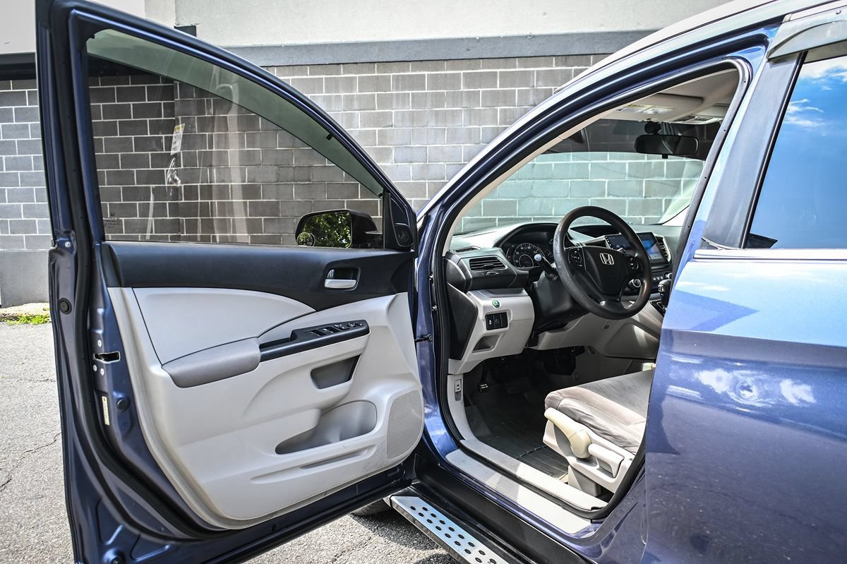 Used 2012 Honda CR-V LX image 6