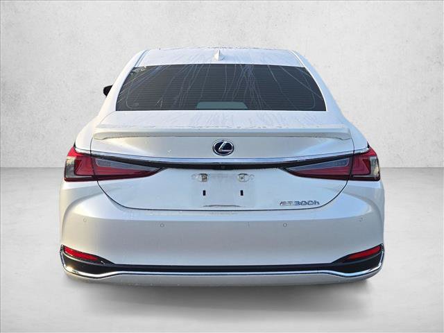Used 2021 Lexus ES 300h Ultra Luxury w/ Accessory Package 2 FWD image 6