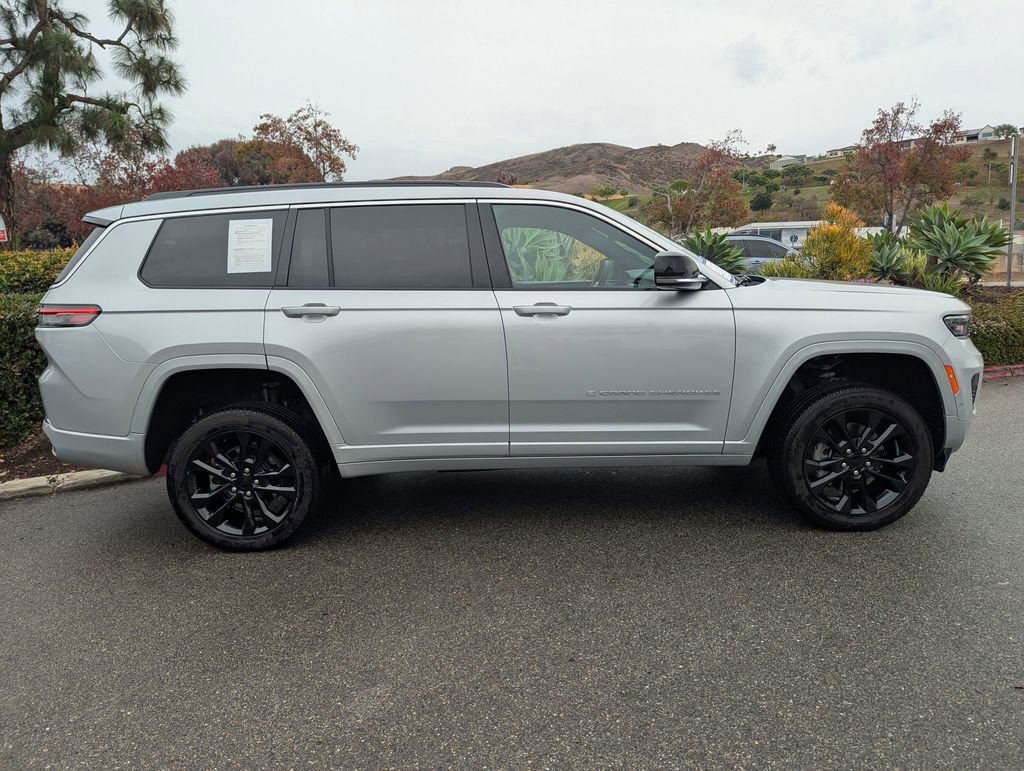 Certified 2024 Jeep Grand Cherokee L Overland w/ Advanced Protech Group III image 4