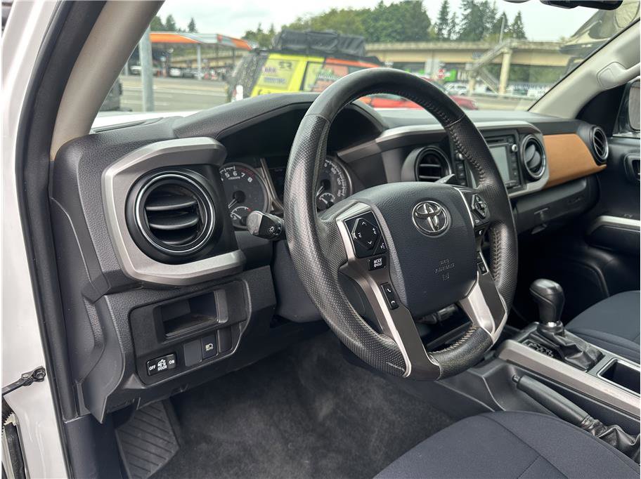 Used 2019 Toyota Tacoma 4x4 Double Cab image 14