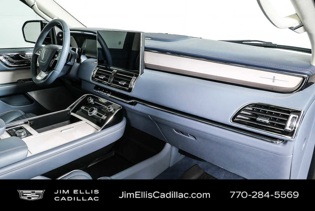 Used 2024 Lincoln Navigator L Black Label image 25