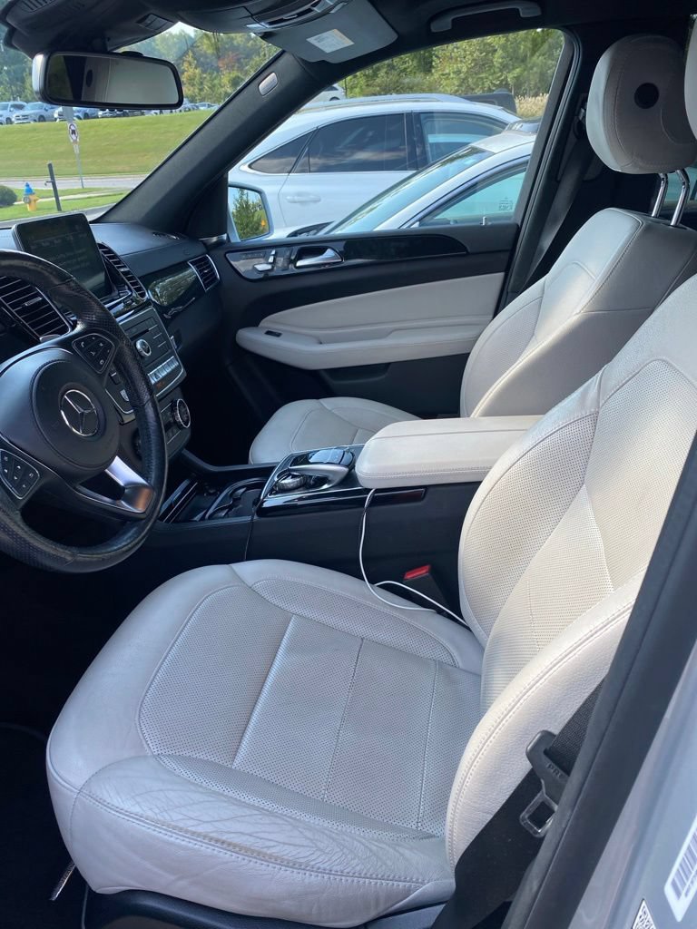 Used 2019 Mercedes-Benz GLS 450 4MATIC image 5