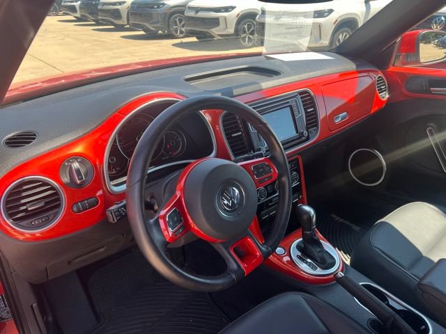 Used 2019 Volkswagen Beetle 2.0T SE FWD image 11