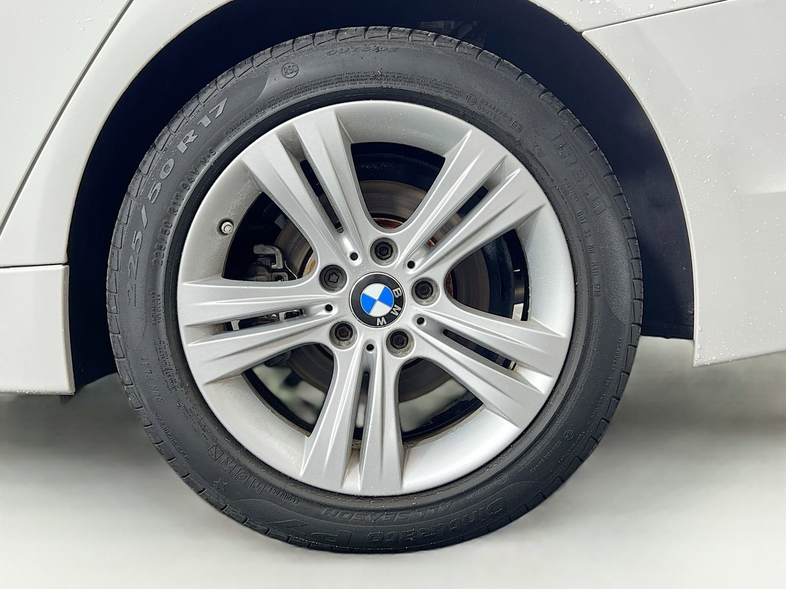Used 2017 BMW 330i Sedan RWD image 28