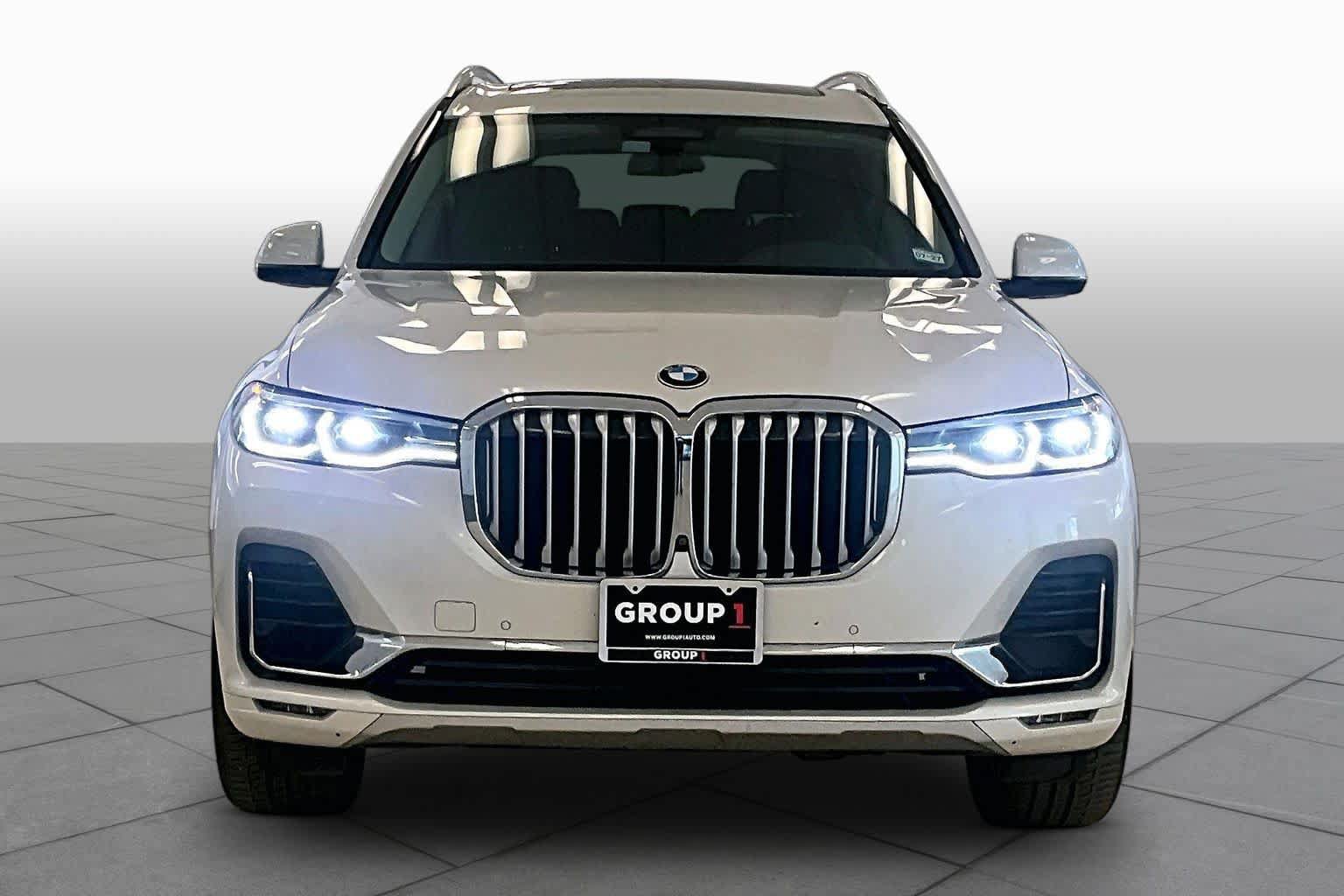 Used 2020 BMW X7 xDrive40i w/ Premium Package AWD/4WD image 3