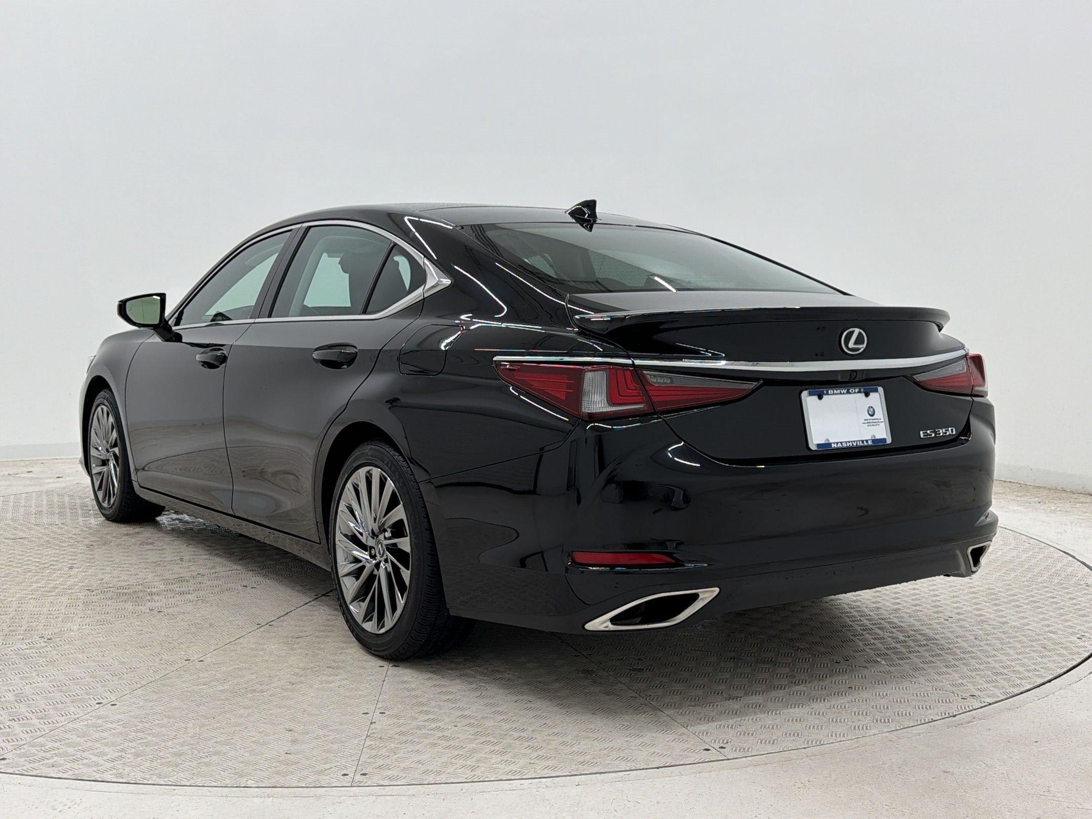 Used 2024 Lexus ES 350 w/ Accessory Package (Z1) FWD image 3