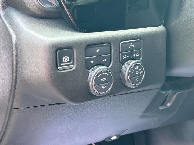 Used 2025 Chevrolet Silverado 2500 LT w/ Convenience Package AWD/4WD image 30