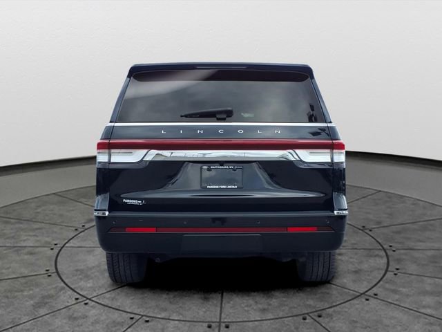 Used 2022 Lincoln Navigator L Reserve AWD/4WD image 6