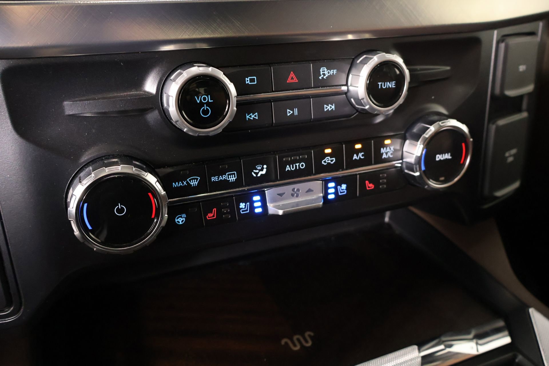 New 2025 Ford F250 King Ranch AWD/4WD image 8