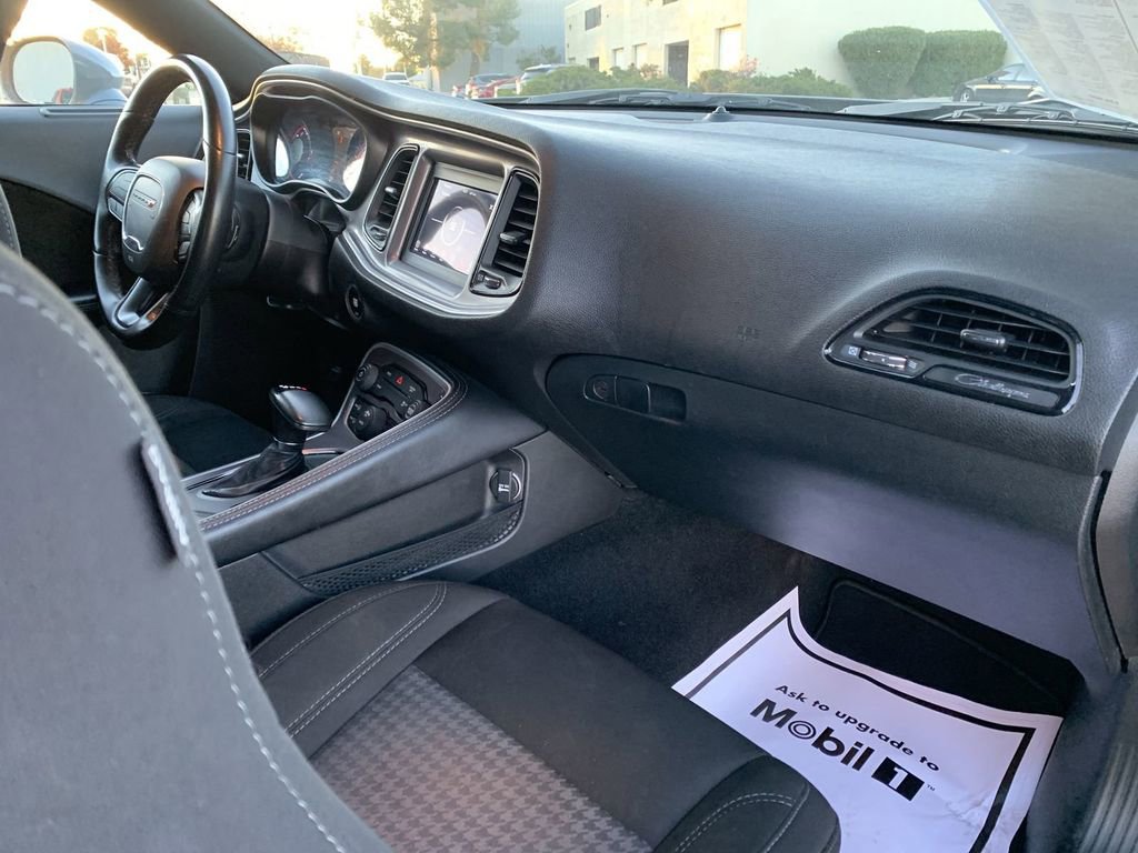 Used 2022 Dodge Challenger SXT w/ Blacktop Package image 27