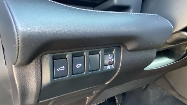 Certified 2023 Subaru Ascent Limited w/ Technology Package image 22