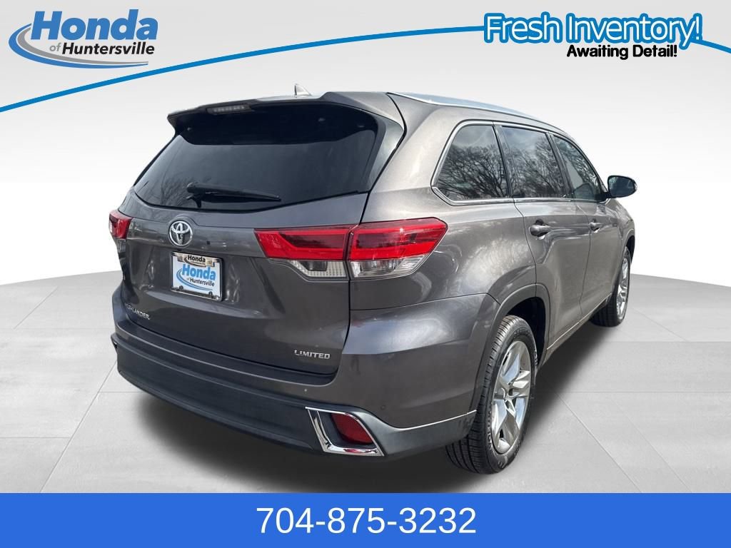 Used 2019 Toyota Highlander Limited image 8