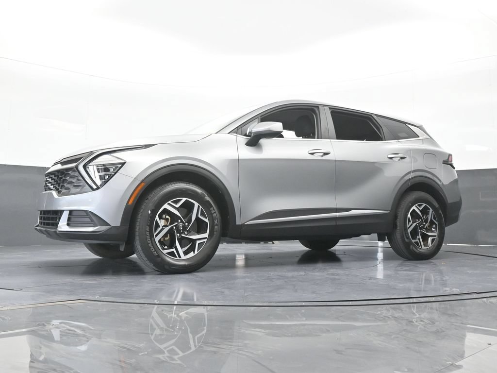 Used 2024 Kia Sportage LX AWD/4WD image 56