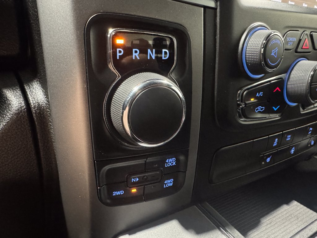 Used 2022 RAM 1500 Warlock AWD/4WD image 36