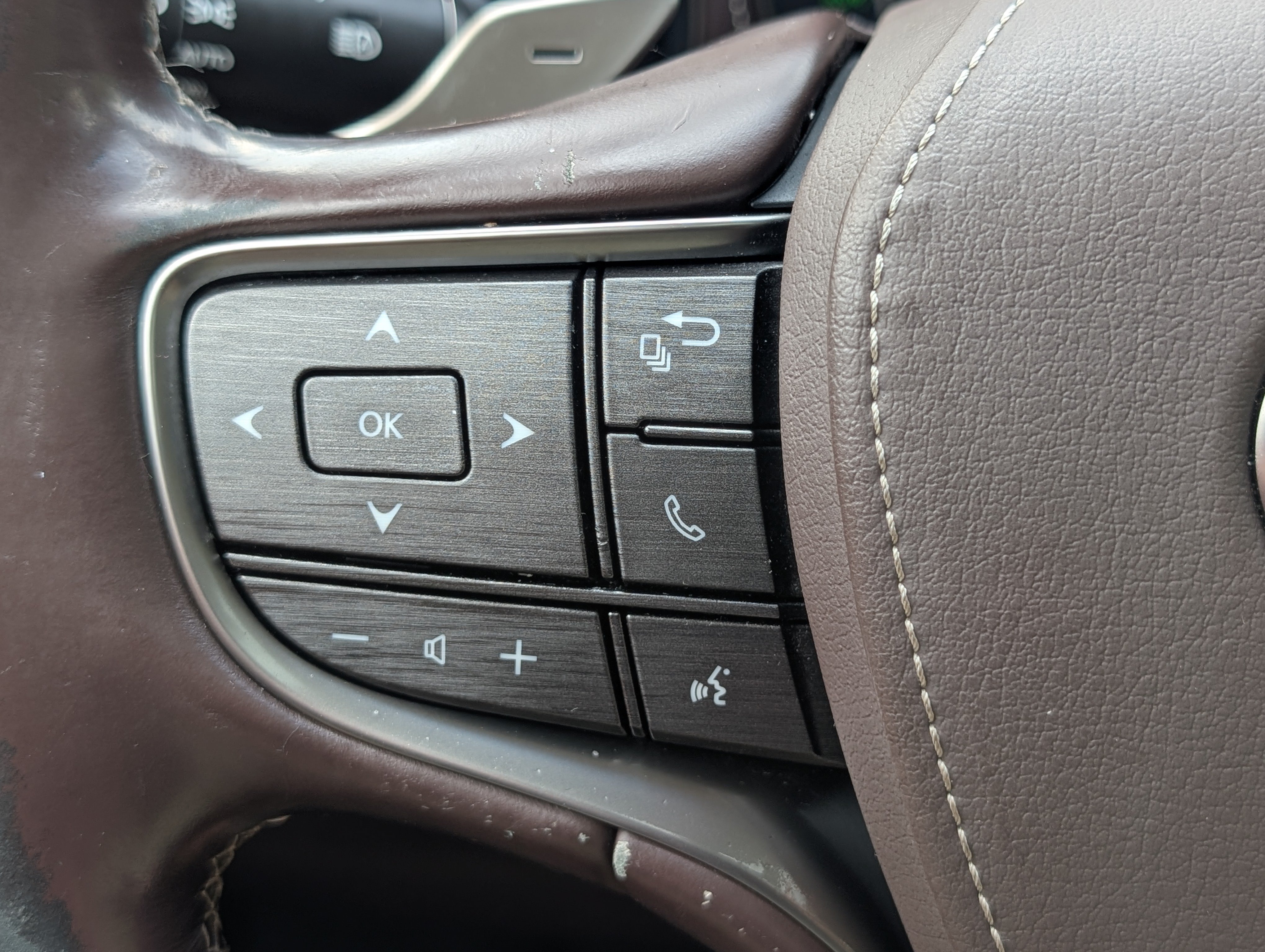 Used 2018 Lexus LS 500 AWD w/ Interior Upgrade Package image 23