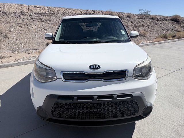 Used 2015 Kia Soul + image 2