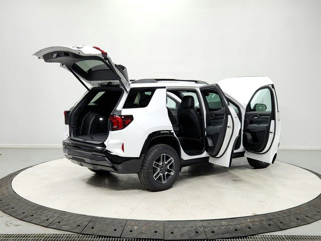 New 2026 GMC Terrain AT4 w/ Technology Package II AWD/4WD image 15