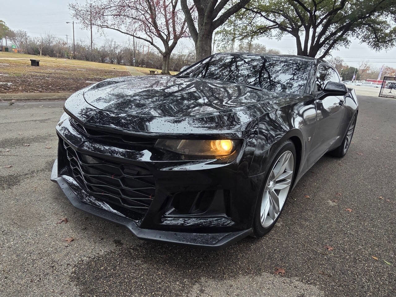 Used 2018 Chevrolet Camaro LT w/ RS Package image 3