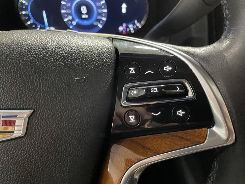 Used 2016 Cadillac Escalade ESV Luxury AWD/4WD image 31