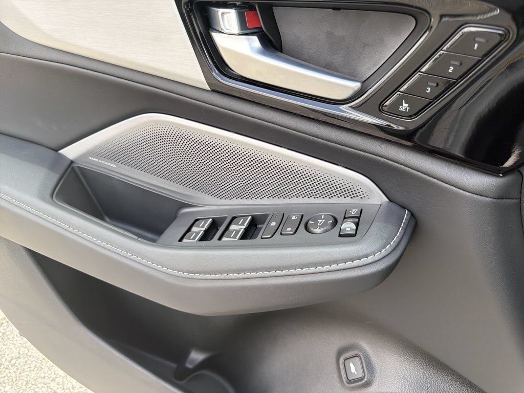 New 2026 Acura MDX w/ Technology Package FWD image 23