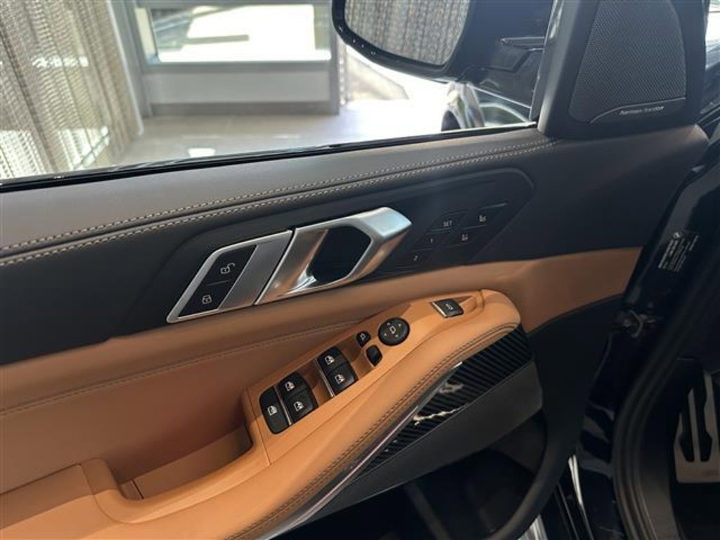 New 2026 BMW X5 M60i image 11