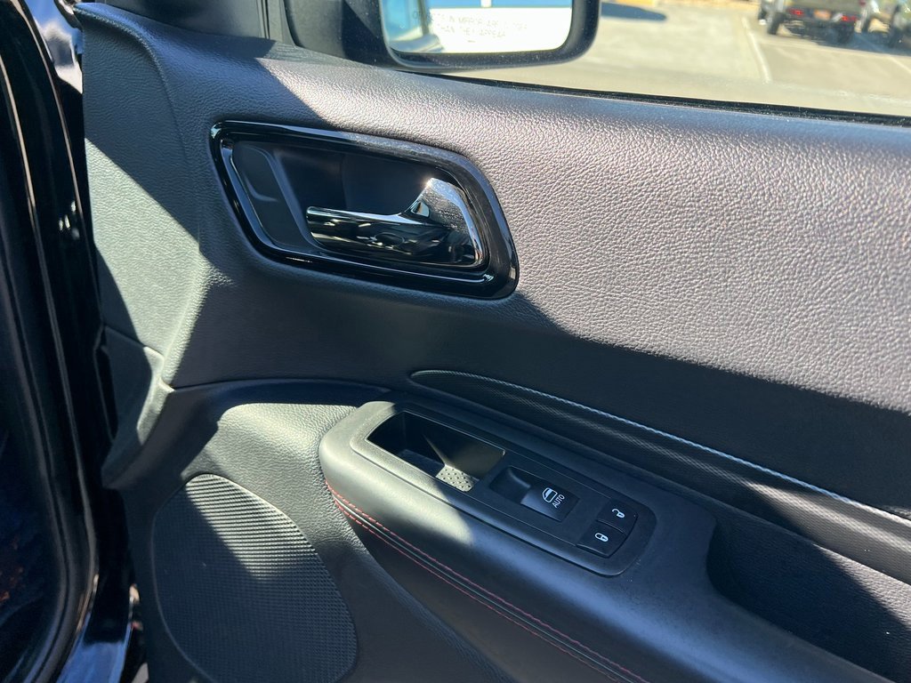 Certified 2023 Dodge Durango GT image 16
