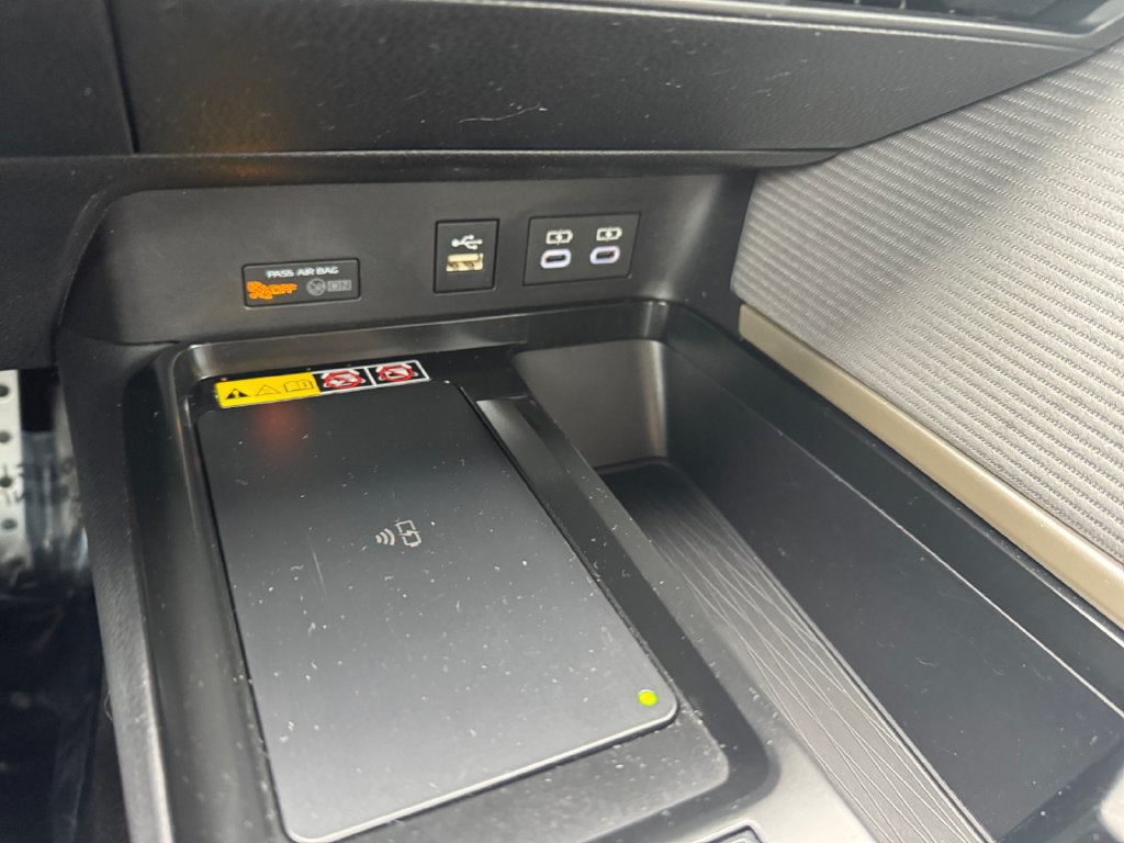 Used 2026 Toyota Camry SE FWD image 24